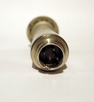 Mikrofon AKG D190C - p�ipojovac� konektor DIN