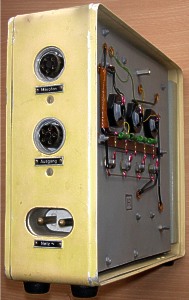 Napaje� CMV 5/B zadn� panel