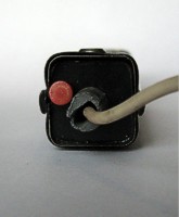 Bezdr�tov� mikrofon - zadn� pohled