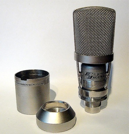 kompletn� sestava - korpus pon�kud zkr�cen