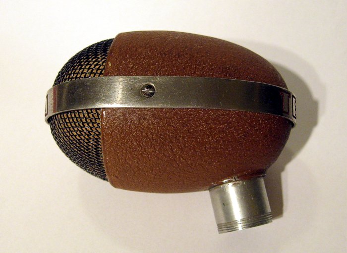 Dynamický mikrofon TESLA 516450