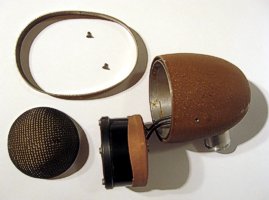 Dynamick� mikrofon TESLA 516450 - rozebran�