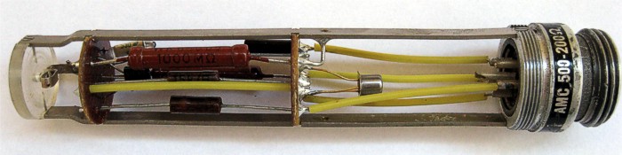 Kondenz�torov� tranzistorov� mikrofon AMC 500 rozebran�