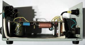 Napaje� TESLA AMC500 rozebran�