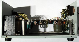 Napaje� TESLA AMC500 rozebran�