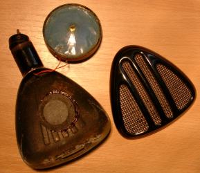 Mikrofon TESLA 516002. Rozebran� mikrofon